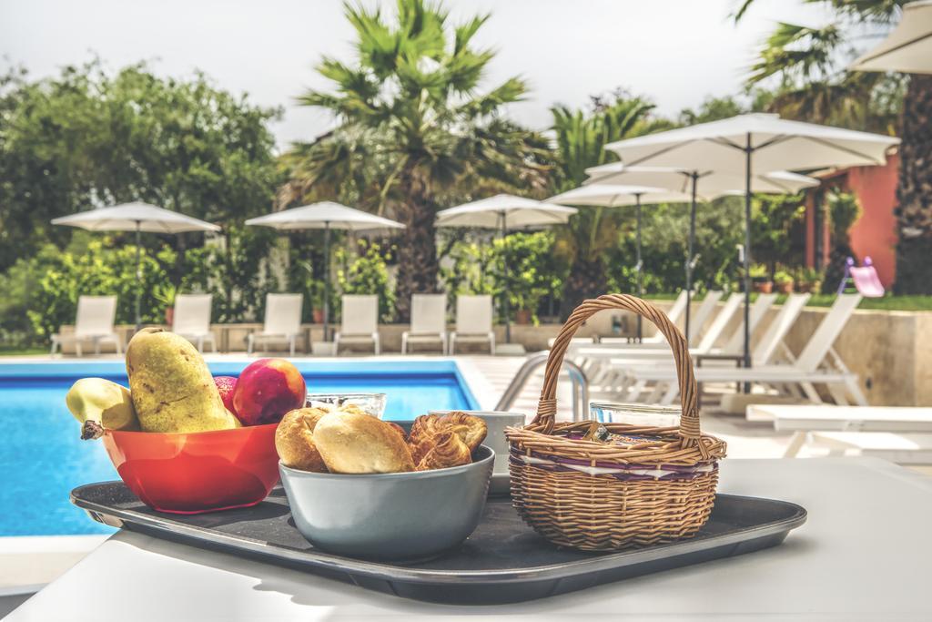 The Palm Garden - Idyllic Pool Apartments In A Green Oasis 俄蒙尼斯 外观 照片